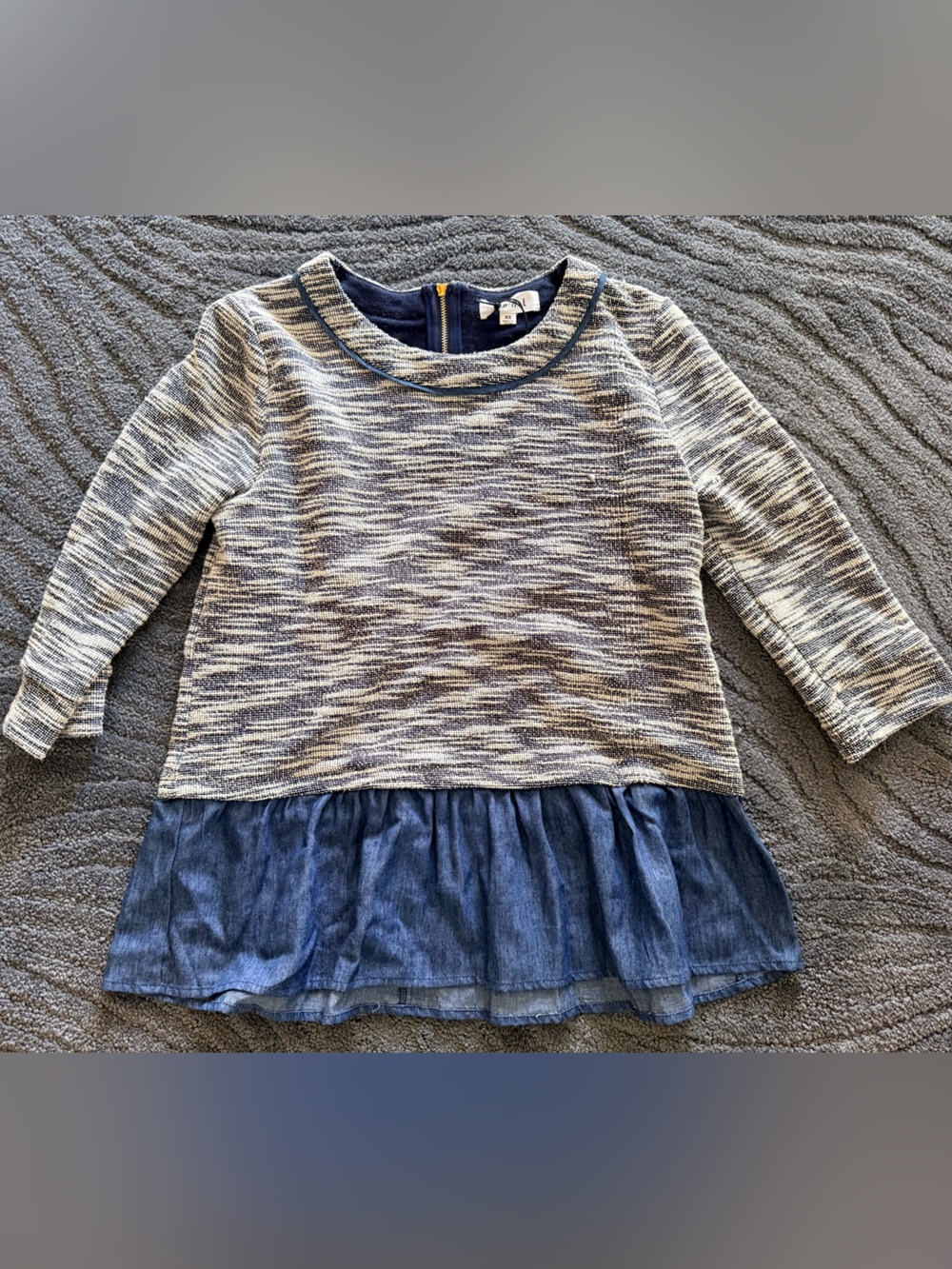 THML Gray Heather Knit Top with Navy Light Denim Ruffle Trim NWT